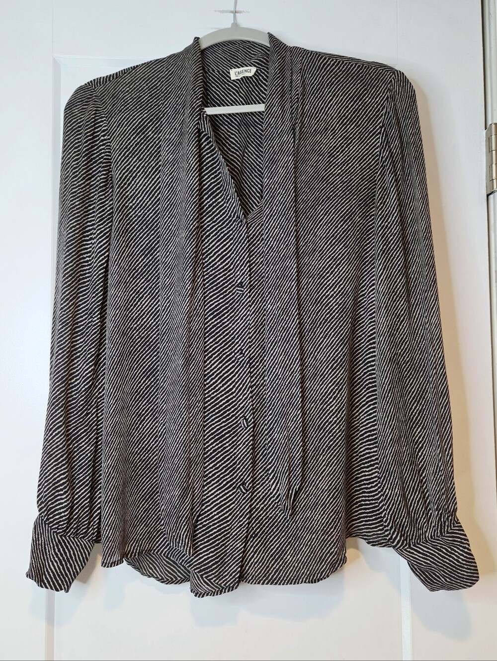 L'AGENCE Black Cream 100% Silk Stripe Tie Neck Button Down Blouse XS